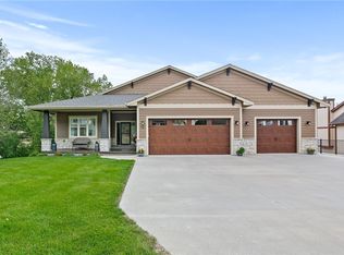 731 SE 61st St, Pleasant Hill, IA 50327
