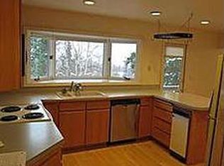 13240 Ridgewood Cir, Anchorage, AK 99516