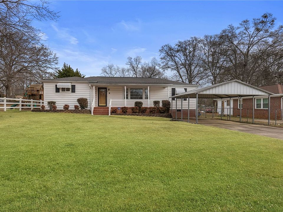 1st image of 3 Bayne Dr