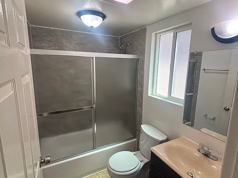 9029 S Avalon Blvd — Photo 12