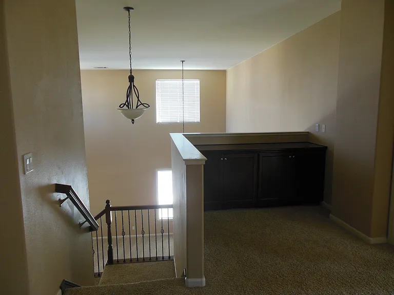 3121 Knightsbridge Dr — Photo 8