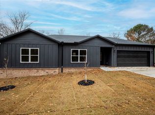 5 Orkney Dr, Bella Vista, AR 72715