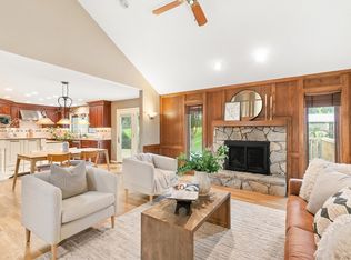 705 S 25th Ct, West Des Moines, IA 50265