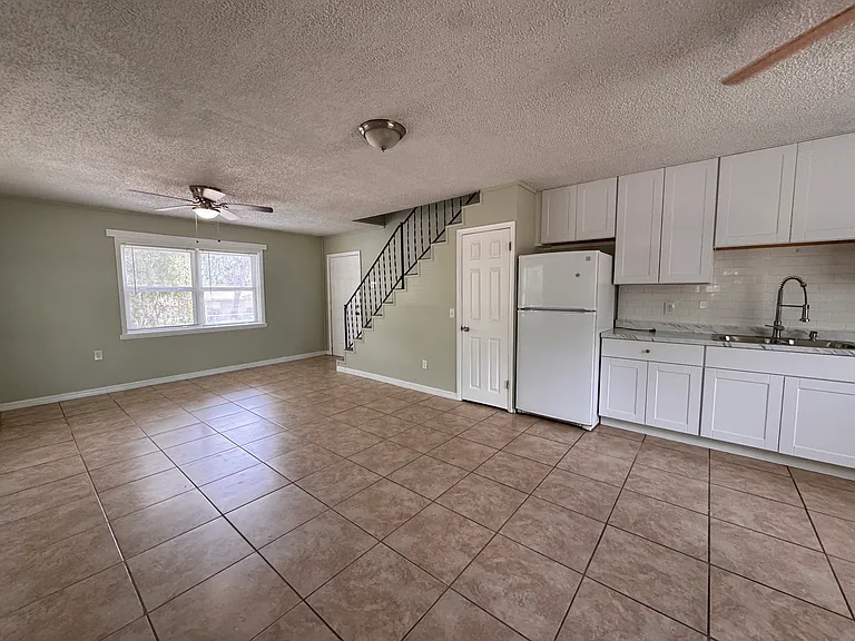538 Orange St #538 — Photo 6