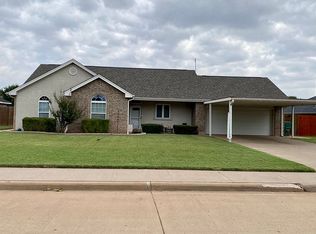 1611 Johnson Rd, Iowa Park, TX 76367