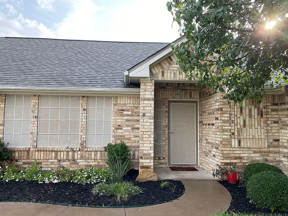 1st image of 1013 Hayden Ct
