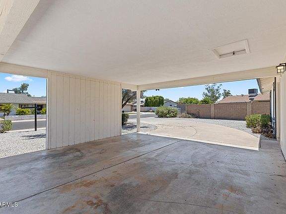 4th image of 3412 N 89TH Avenue