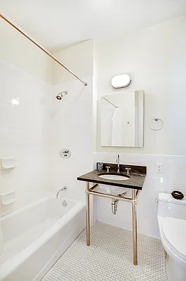 Rented by Compass | media 23