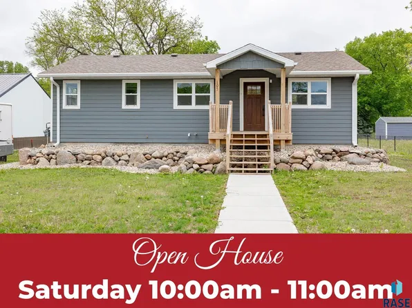 105 W Kluckholm St, Montrose, SD 57048