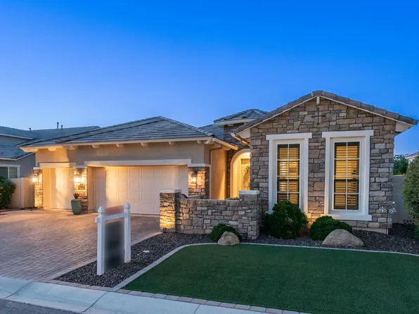 4518 E FOUNTAIN Street, Mesa, AZ 85205