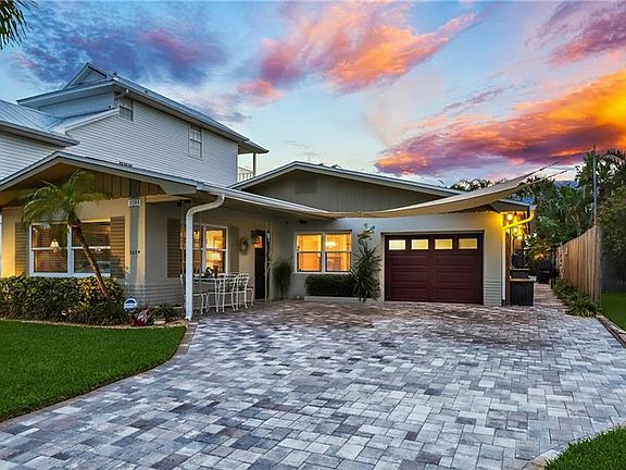 4th image of 3204 S Maritana Dr