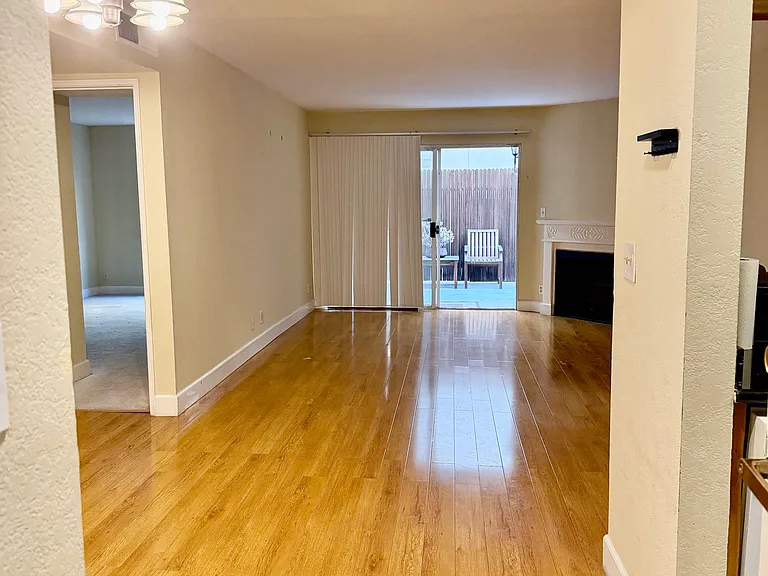 10641 Kinnard Ave #2 — Photo 1