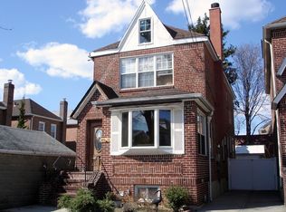 14911 21st Ave, Whitestone, NY 11357