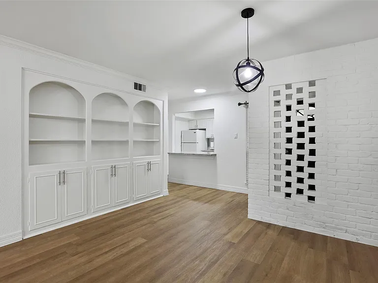 857 Wax Myrtle Ln #4 — Photo 8