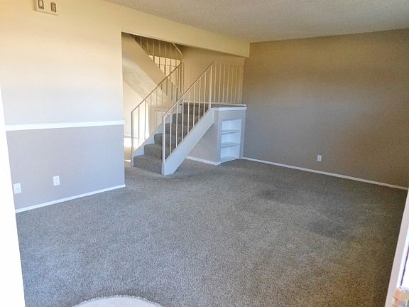3rd image of 483 Beacon Hill Ct APT E17