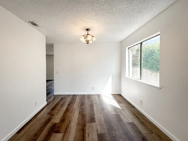 6763 Berkshire Ave — Photo 9