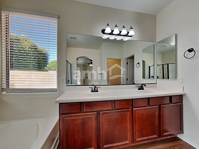 17578 W Ironwood St — Photo 13