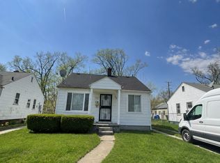 19505 Glastonbury Rd, Detroit, MI 48219