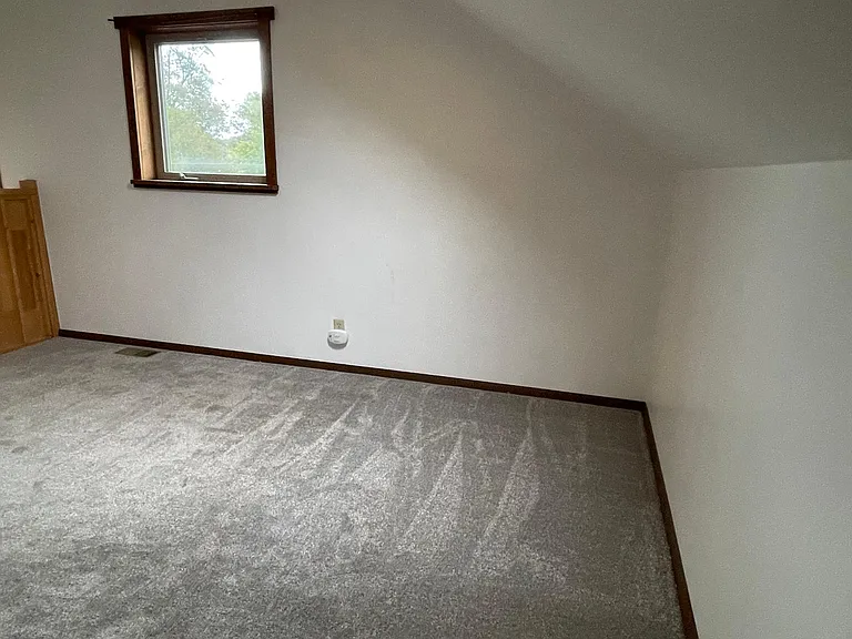 Upstairs bedroom 1