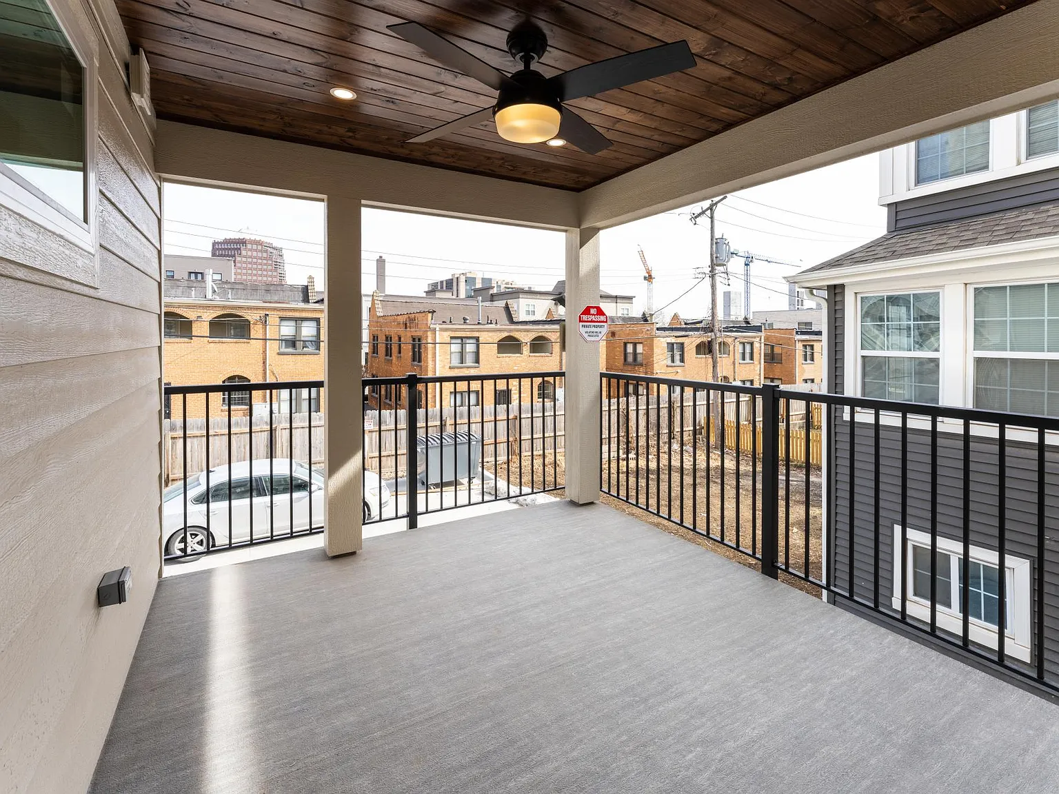 Plaza Townhomes — Photo 4