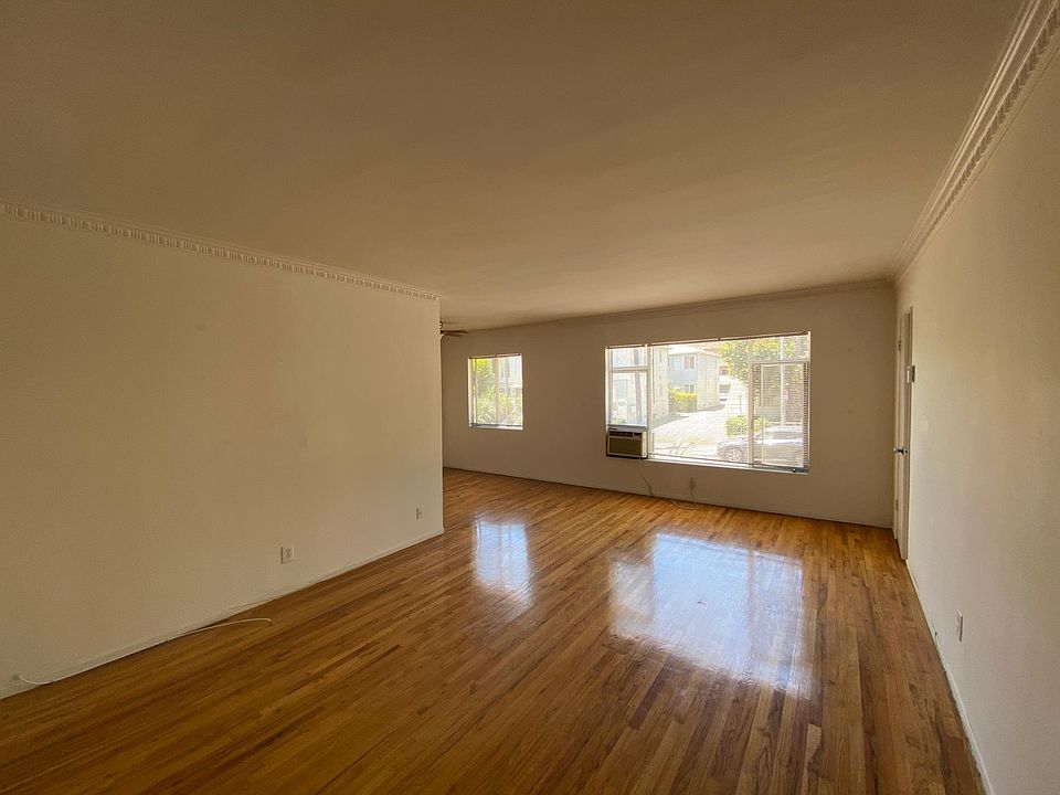 1st image of 1338 N Vista St #2