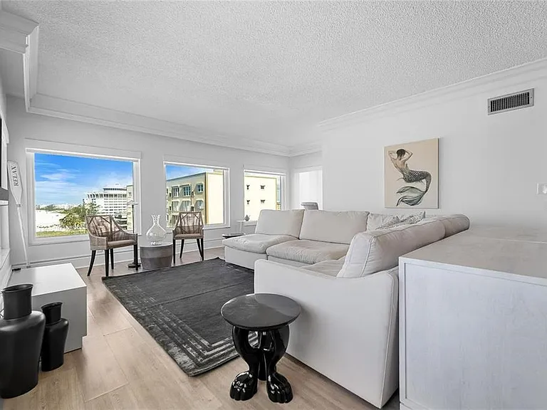 4950 Gulf Blvd #807 — Photo 28