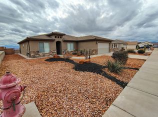 364 Todd Pl, Washington, UT 84780