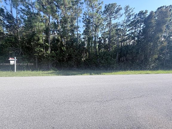5th image of 179 Ridgemont Dr
