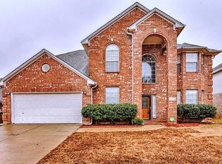 2316 Calmont Dr, Arlington, TX 76001