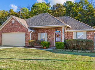 116 Greenfield Ridge Dr, Brandon, MS 39042