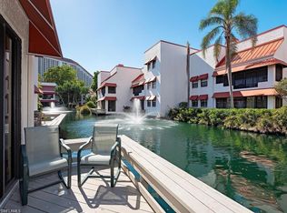 511 Serendipity Dr #511, Naples, FL 34108