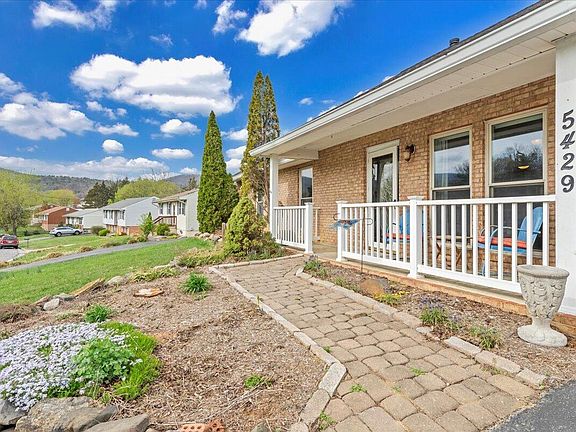 3rd image of 5429 Taney Dr