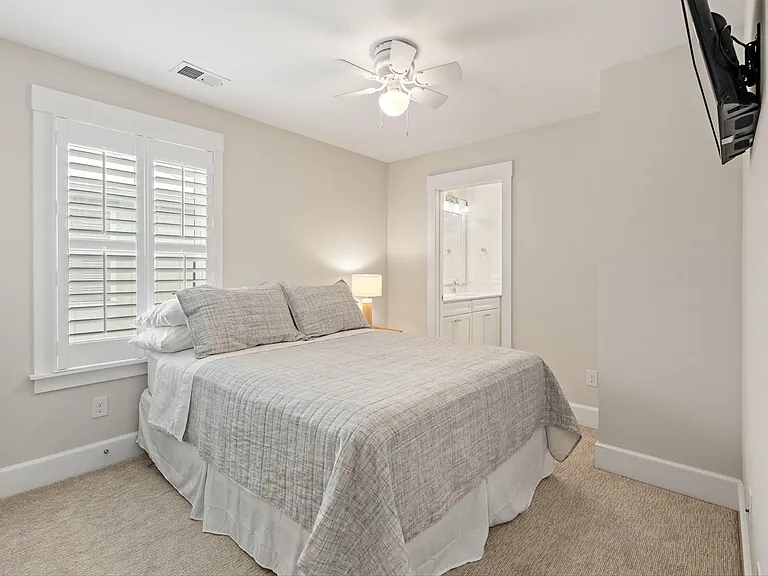 958 Key Colony Ct — Photo 11