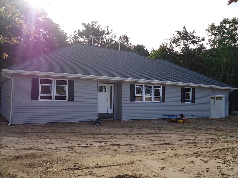 2nd image of 164 Phillips Ave