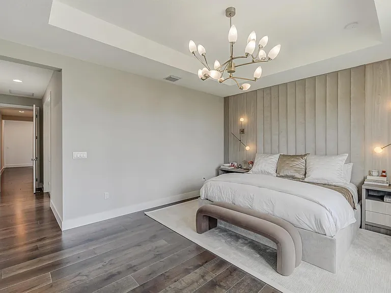 8283 Royal County Rd — Photo 17