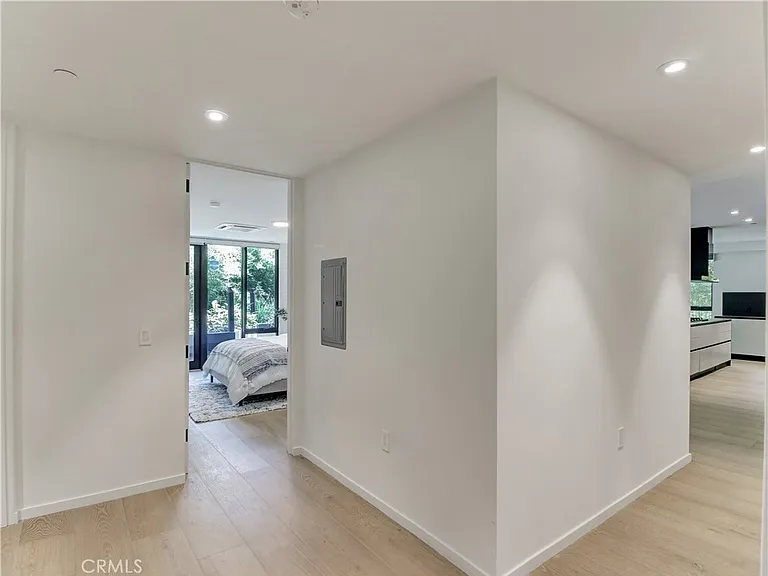 1618 Hilts Ave #103 — Photo 19