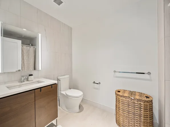 1000 Maxwell Lane image 19 of 45