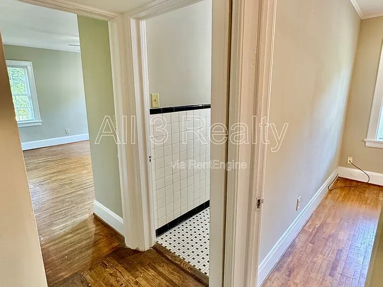 440 E Fairview Ave — Photo 19