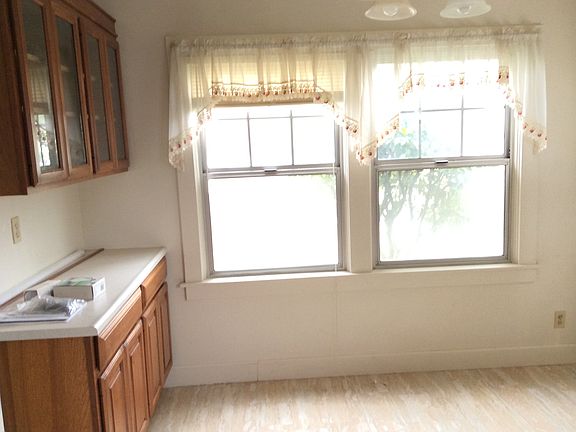 Eating area in kitchen