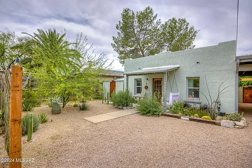 2541 N Desert Ave #1 Photo 1