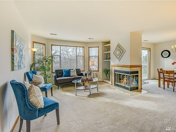 4th image of 22211 SE 42nd Ln #2077