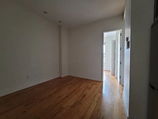 Rented by Lodger Corp | media 3