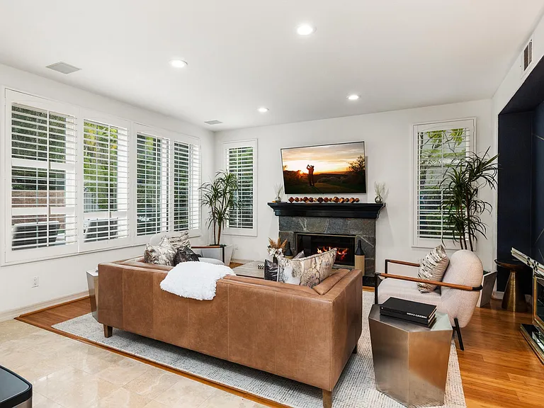 Whitesands Dr — Photo 14