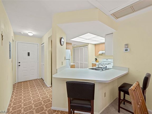 5th image of 13252 White Marsh Ln #3222