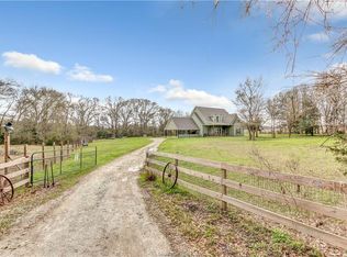 11230 Dunns Fort Rd, Hearne, TX 77859