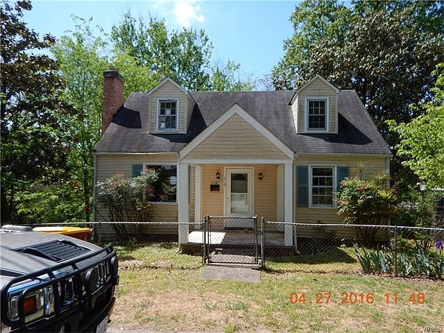 1st image of 710 Jefferson Pl