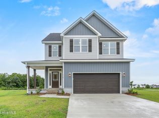 314 Starky Dr, Richlands, NC 28574
