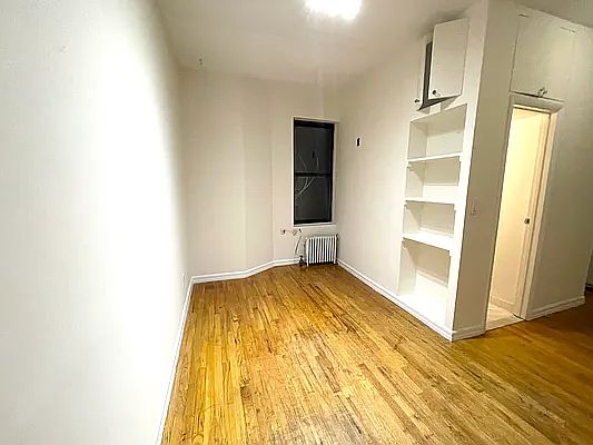 1st image of 161 Prince St APT 23