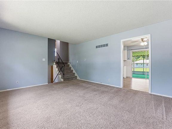 5th image of 7514 N Virginia Ave