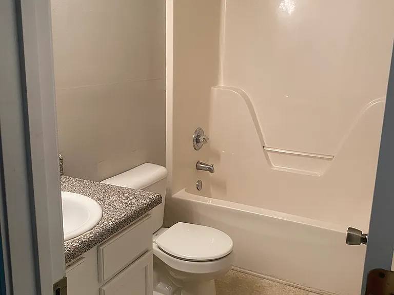 553 Wren Walk — Photo 8